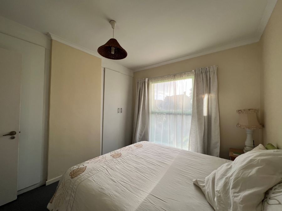 To Let 2 Bedroom Property for Rent in Greenways Golf Estate Western Cape